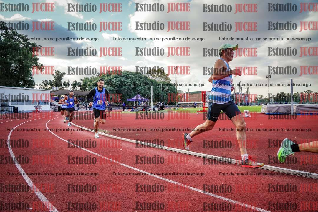 Fotos de los 1500 m llanos de varones