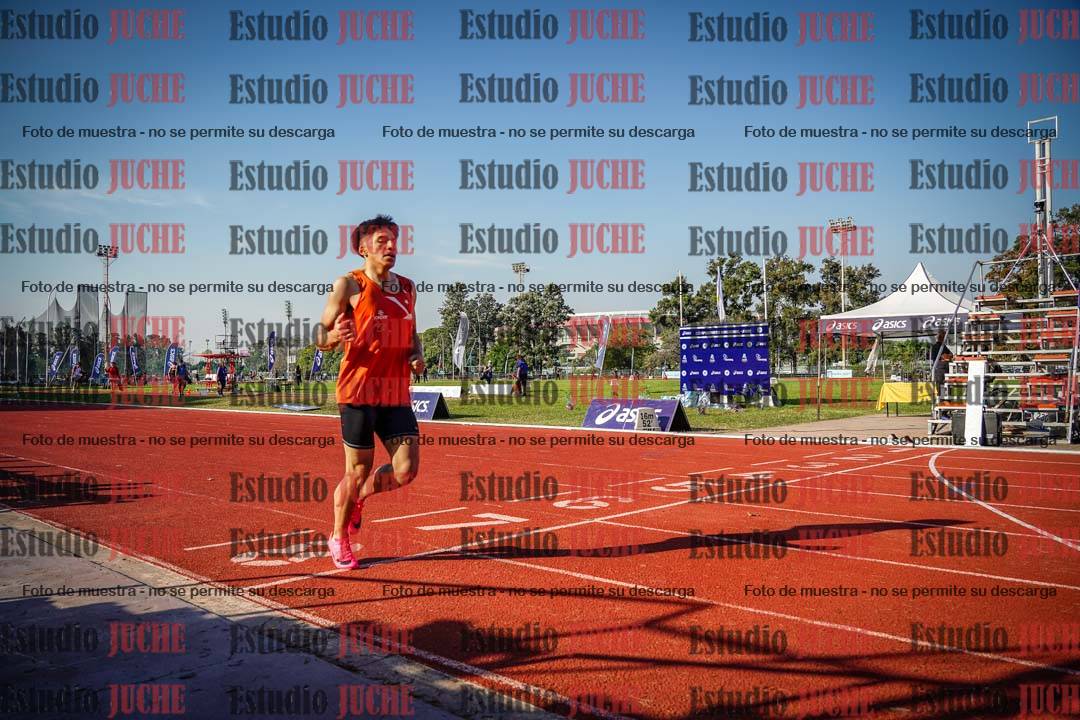 Fotos de los 400 m con vallas de varones