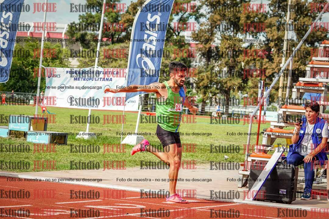 Fotos de los 800 m llanos de varones