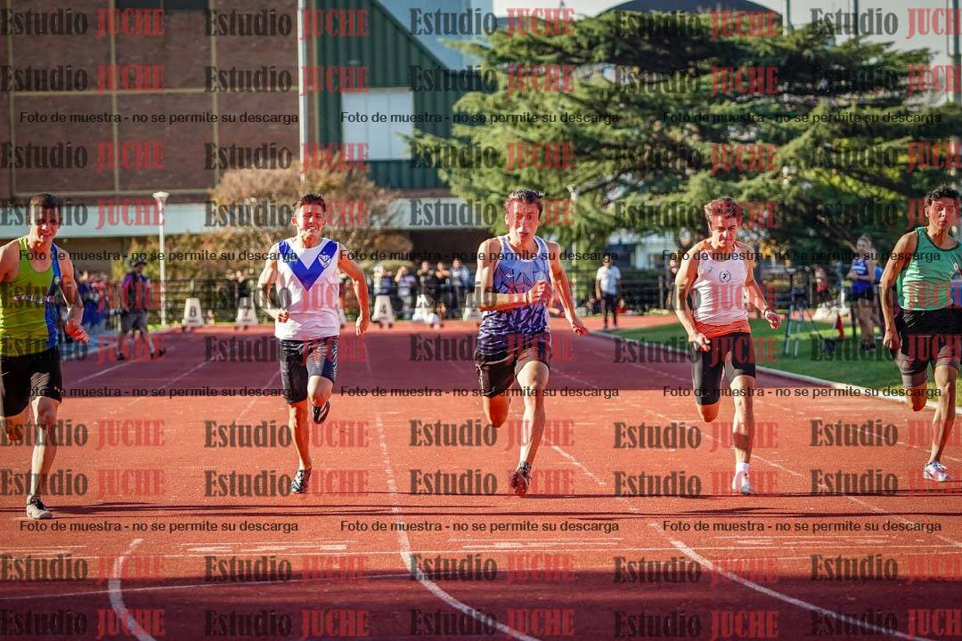 Fotos de los 100 m llanos de varones - FINAL