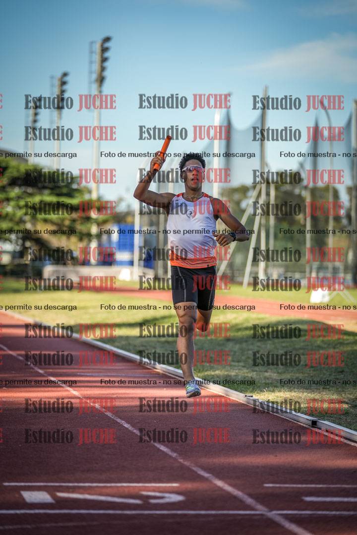 Fotos de las Postas 4x400 m de varones