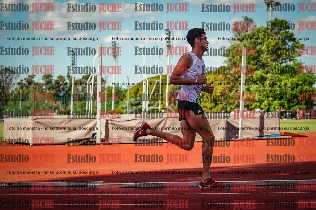 Fotos de los 3000 m llanos de varones