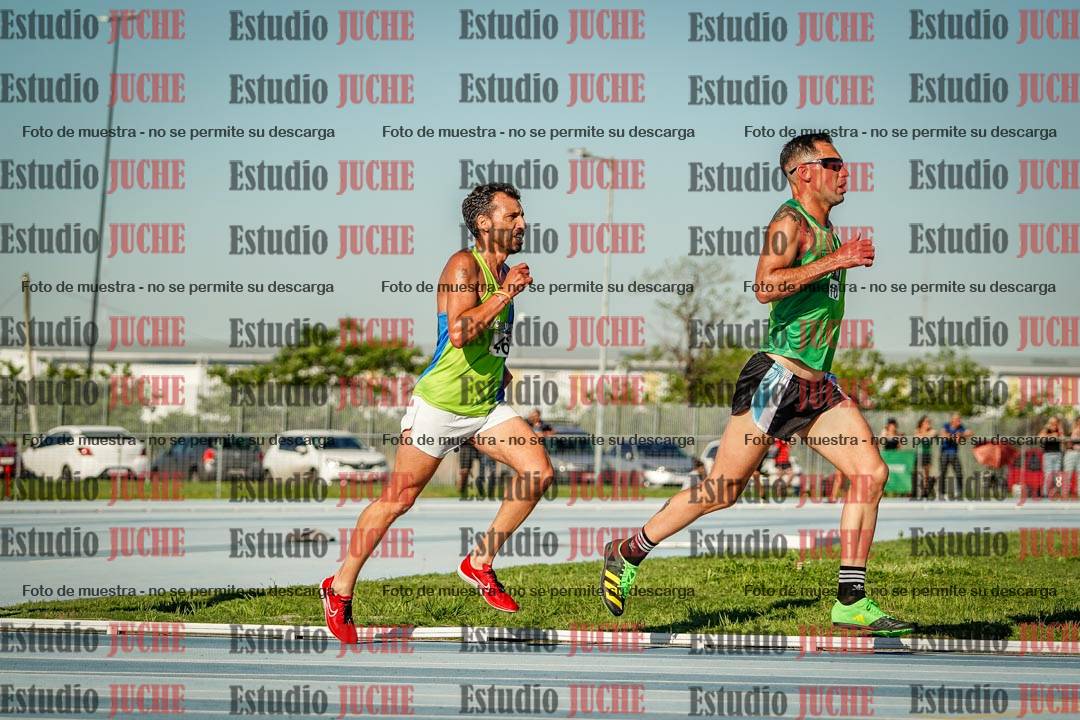 Fotos de los 3000 m llanos de varones