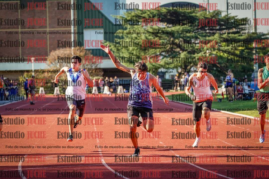 Fotos de los 100 m llanos de varones - FINAL