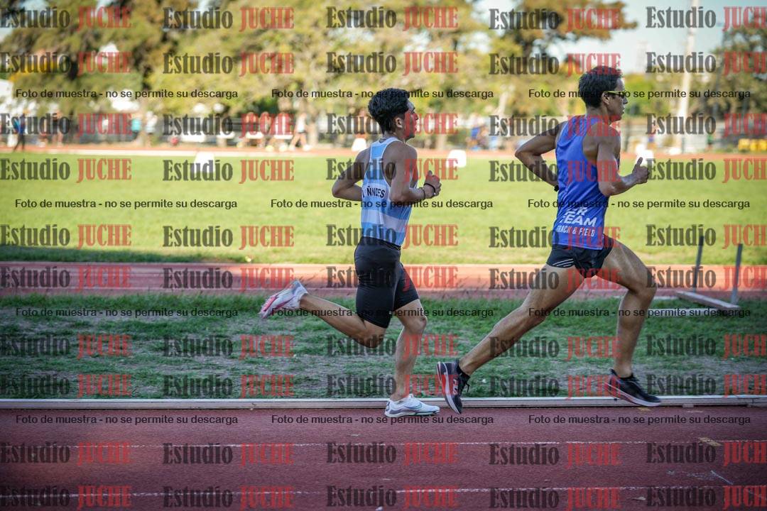 Fotos de los 3000 m llanos de varones