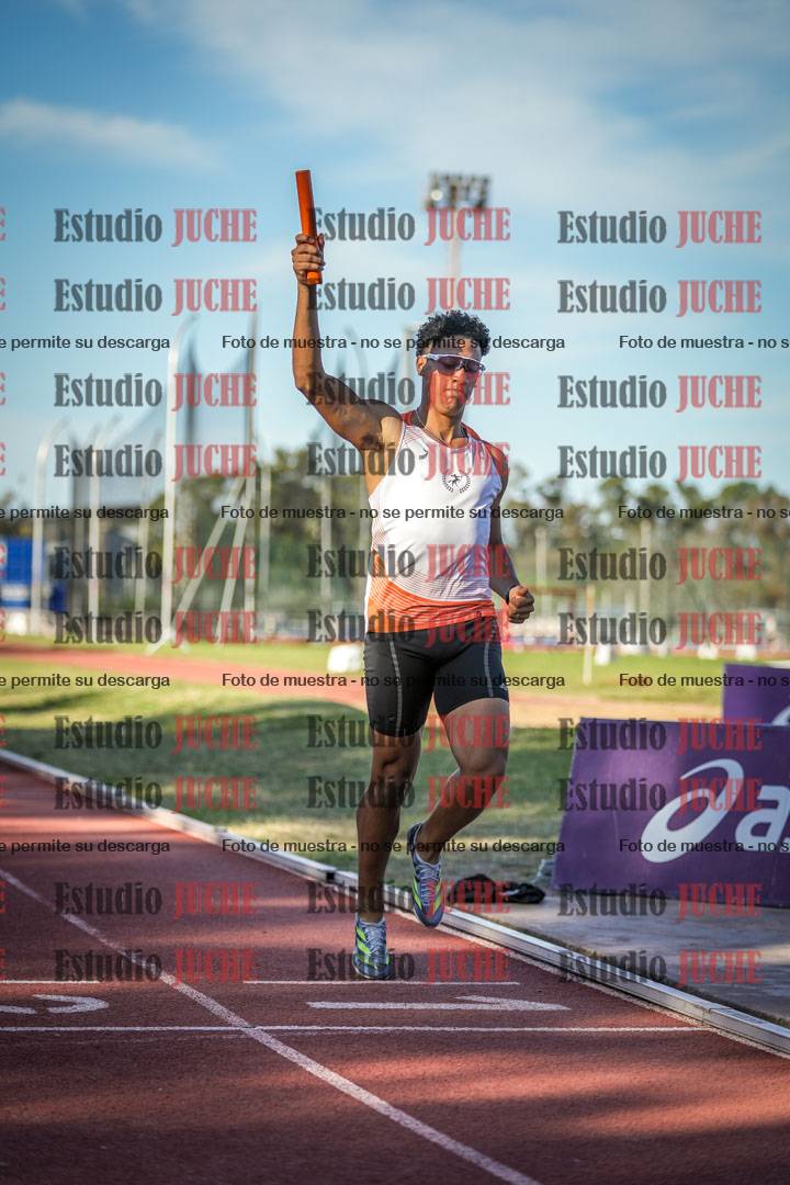 Fotos de las Postas 4x400 m de varones