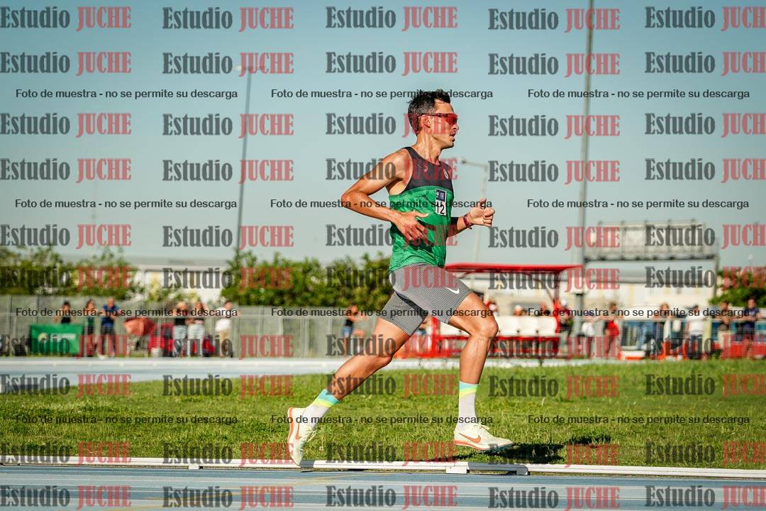 Fotos de los 3000 m llanos de varones