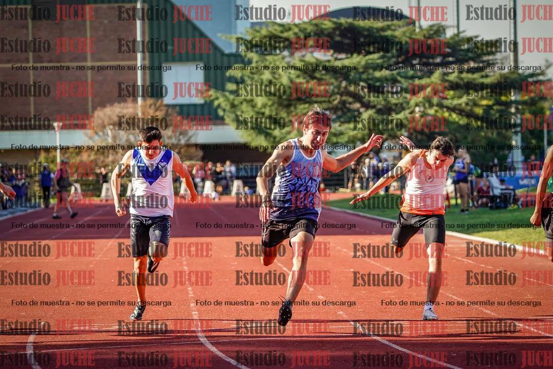 Fotos de los 100 m llanos de varones - FINAL