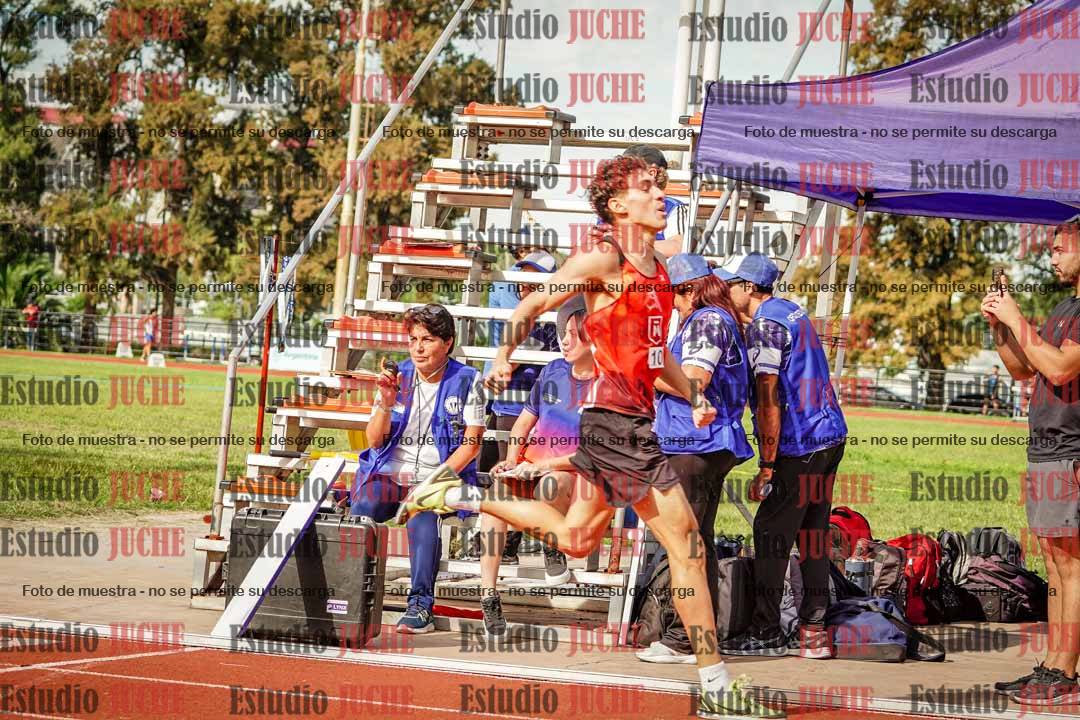 Fotos de los 800 m llanos de varones