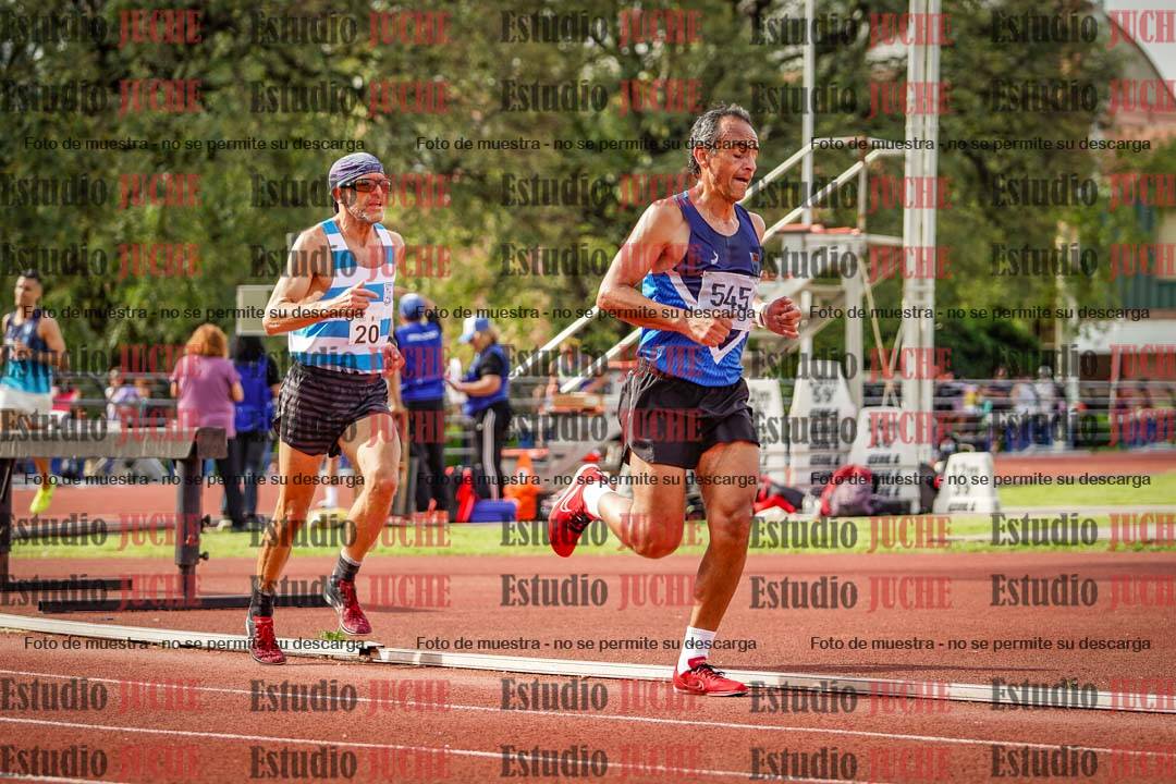 Fotos de los 3000 m llanos de varones