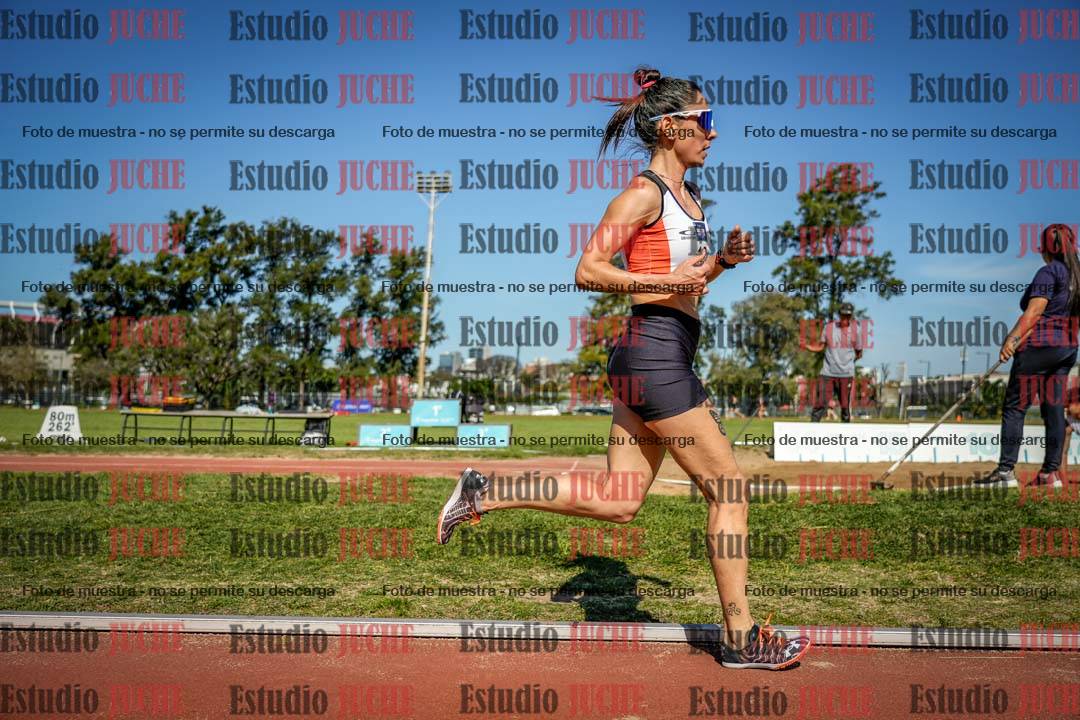 Fotos de los 5000 m llanos de mujeres y varones
