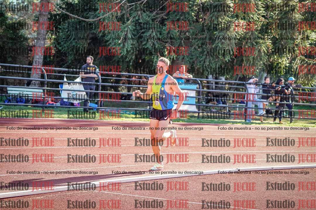 Fotos de los 3000 m llanos de varones