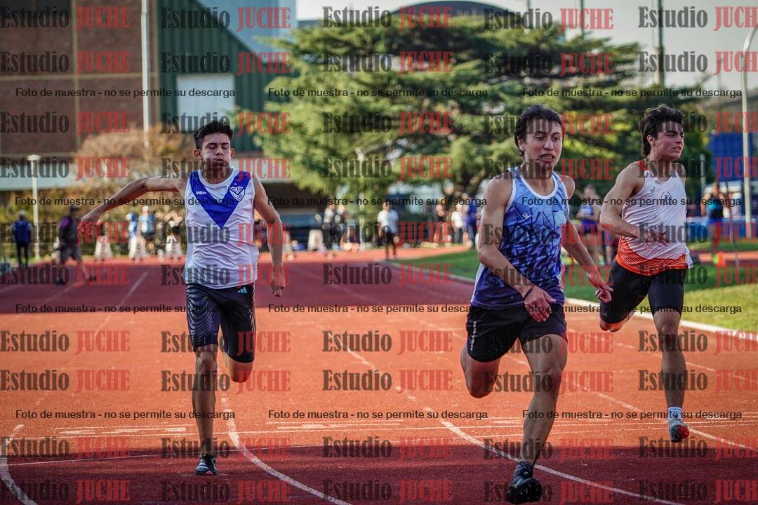 Fotos de los 100 m llanos de varones - FINAL