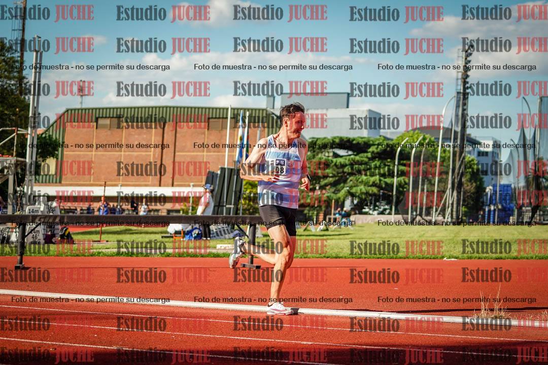 Fotos de los 3000 m llanos de varones