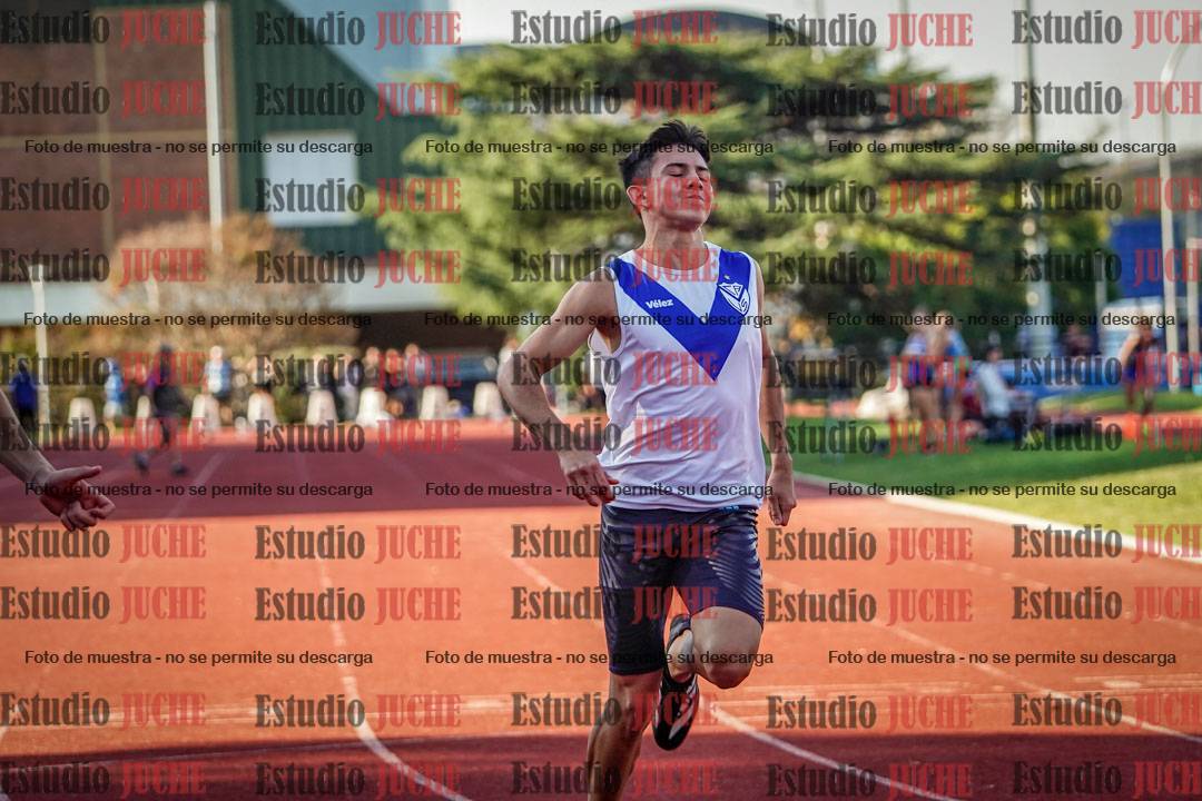 Fotos de los 100 m llanos de varones - FINAL