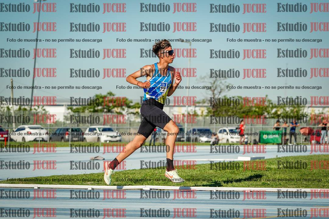 Fotos de los 3000 m llanos de varones