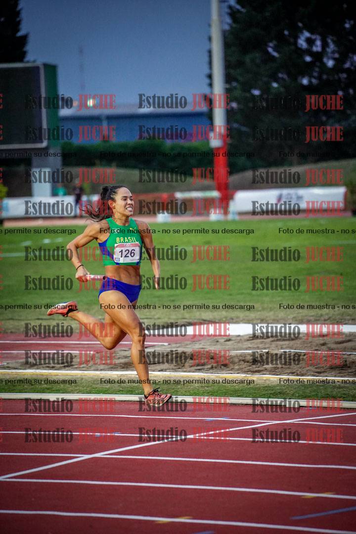 Fotos de los relevos 4x400 m mixtos