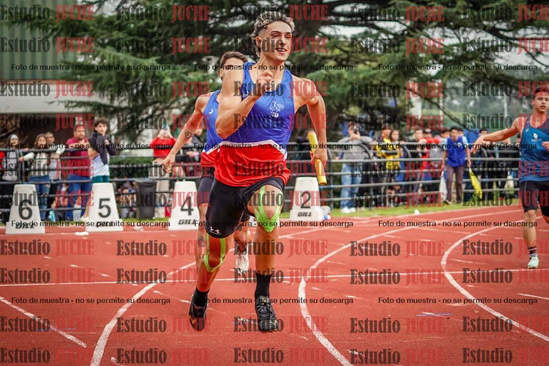 Fotos de las postas 4x100 m llanos de varones