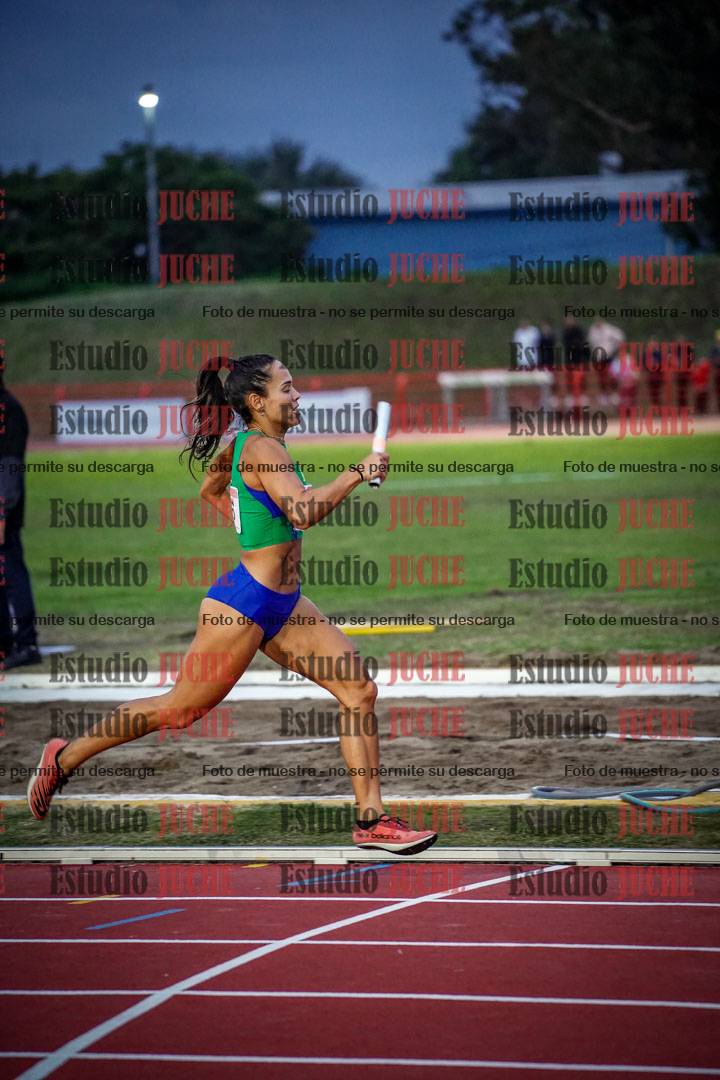 Fotos de los relevos 4x400 m mixtos