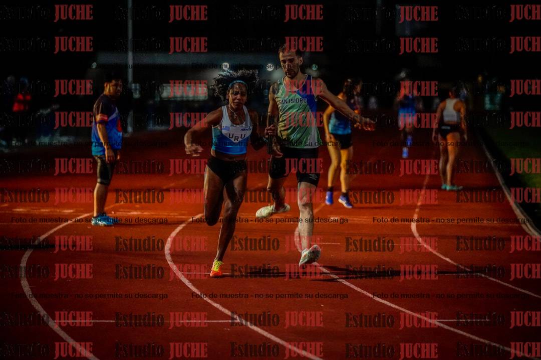 Fotos de las postas 4x400 m mixtas