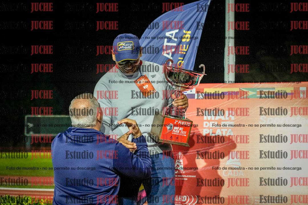 Fotos de algunos extras y podios del día 3