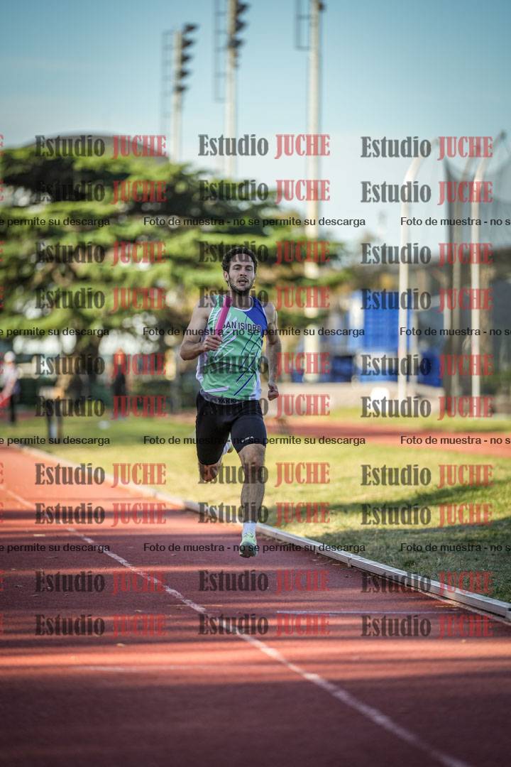 Fotos de las Postas 4x400 m de varones