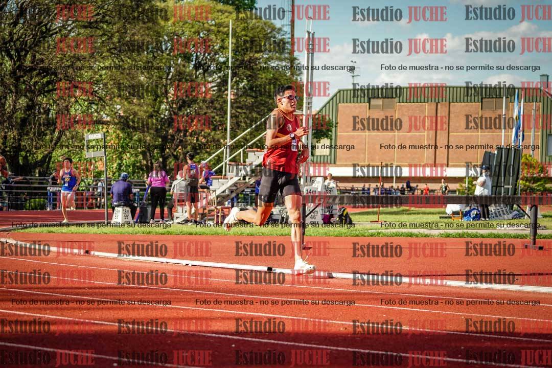 Fotos de los 3000 m llanos de varones