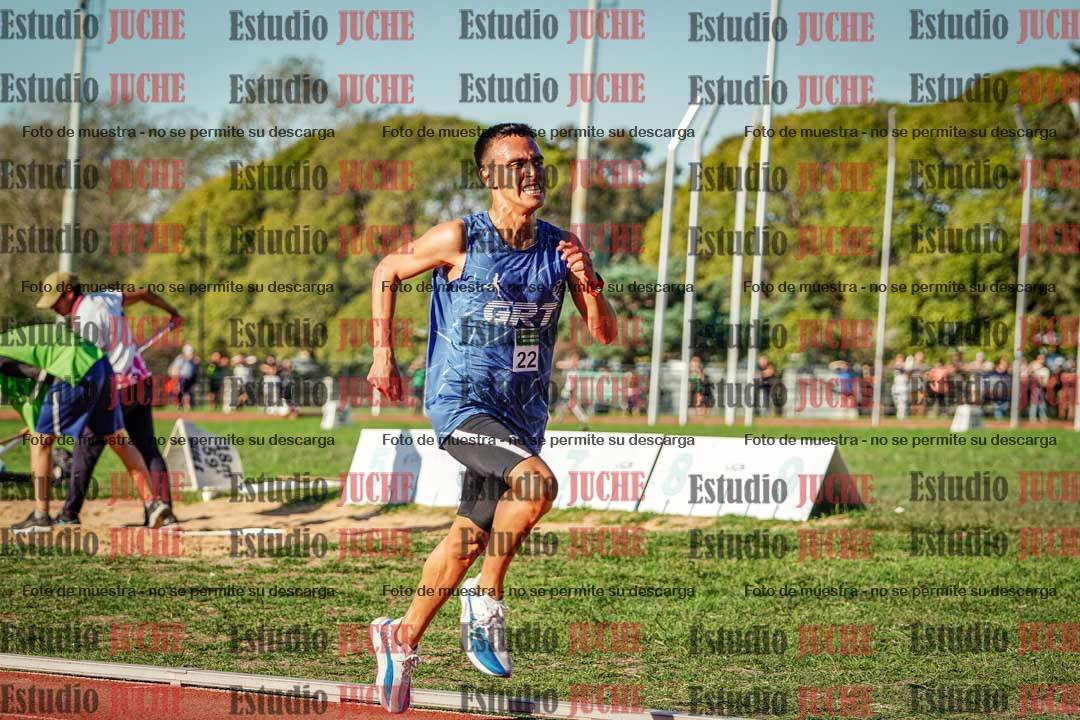 Fotos de los 3000 m llanos de varones