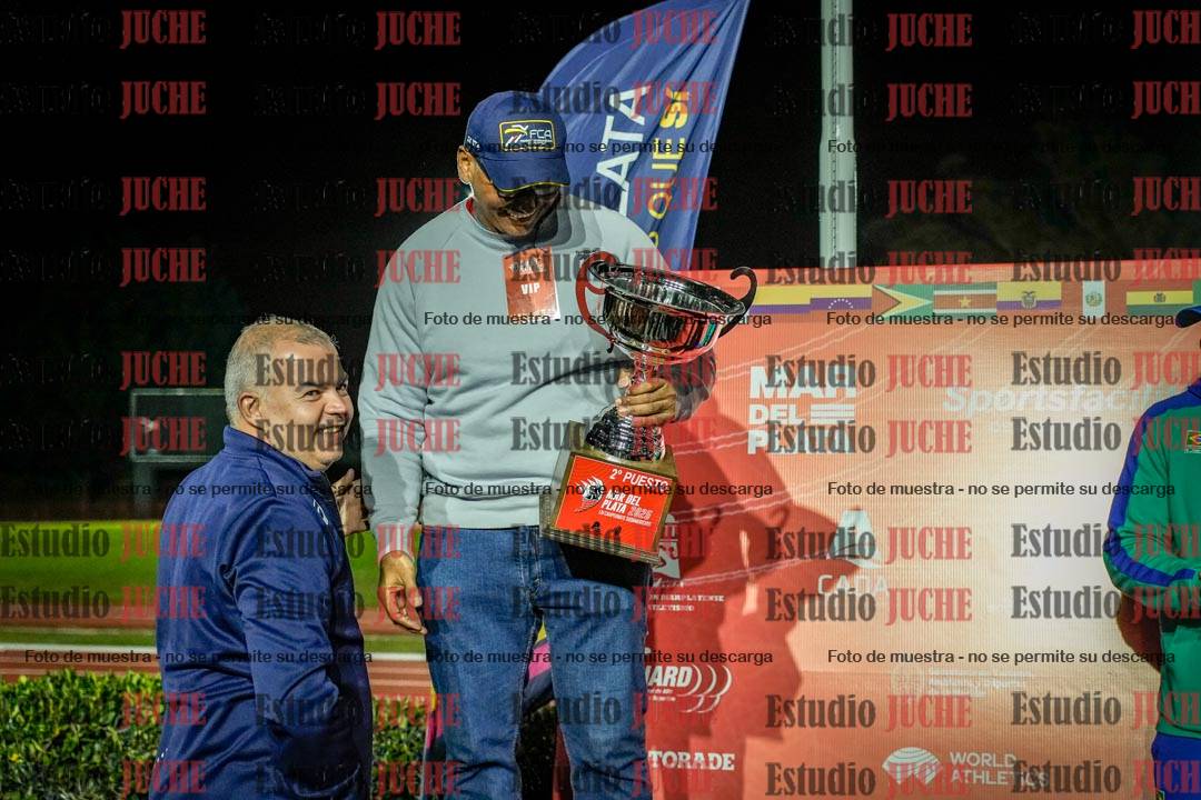 Fotos de algunos extras y podios del día 3