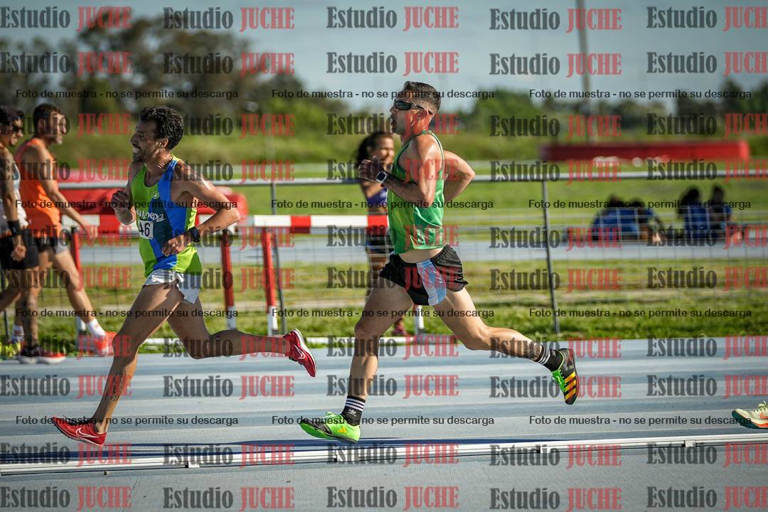 Fotos de los 3000 m llanos de varones