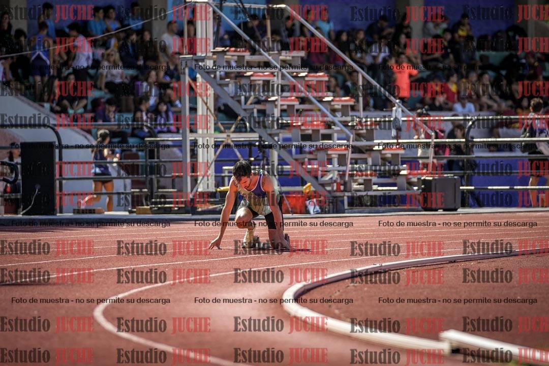 Fotos de los 400 m llanos de varones