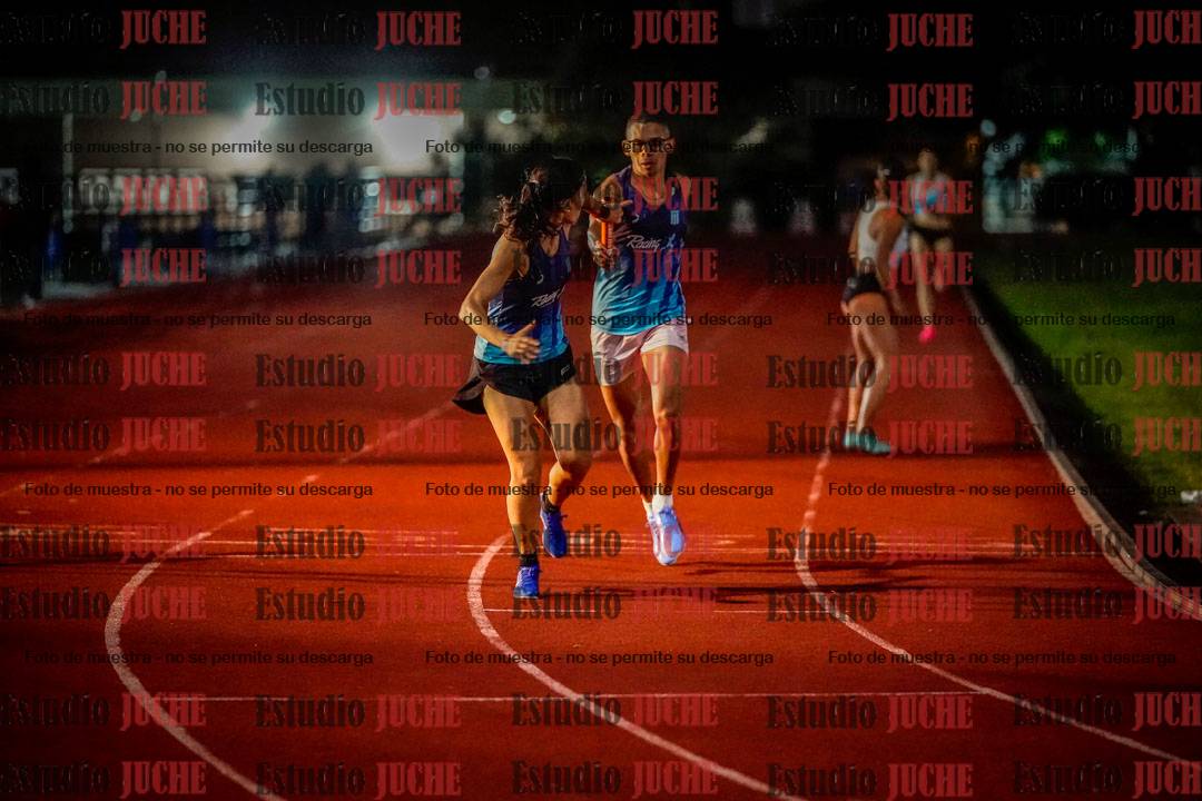 Fotos de las postas 4x400 m mixtas