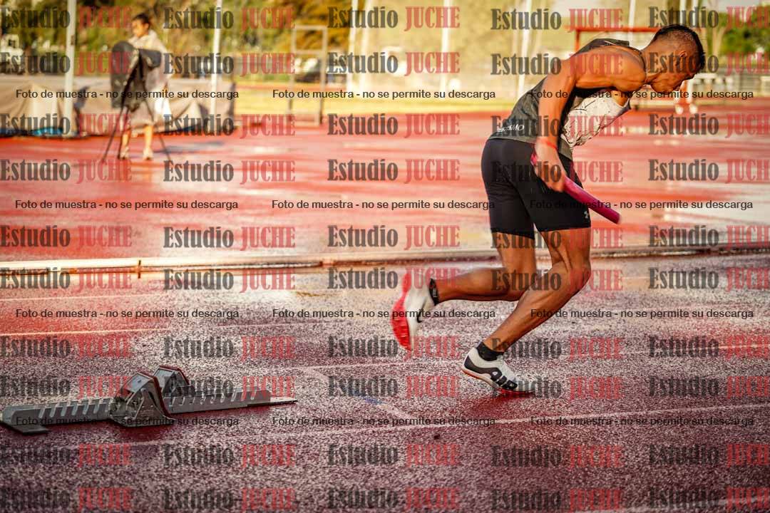 Fotos de las Postas 4x400 m de varones