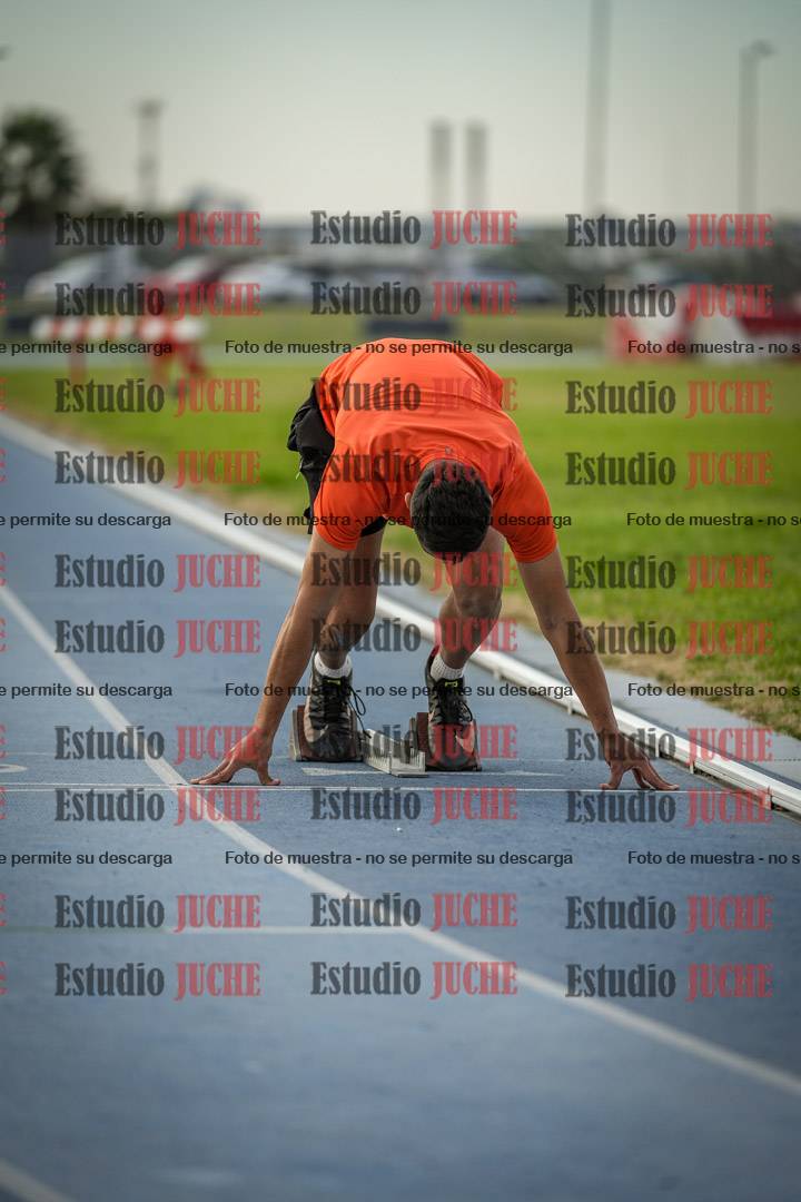 Fotos de los 400 m llanos de varones - decatlón 5