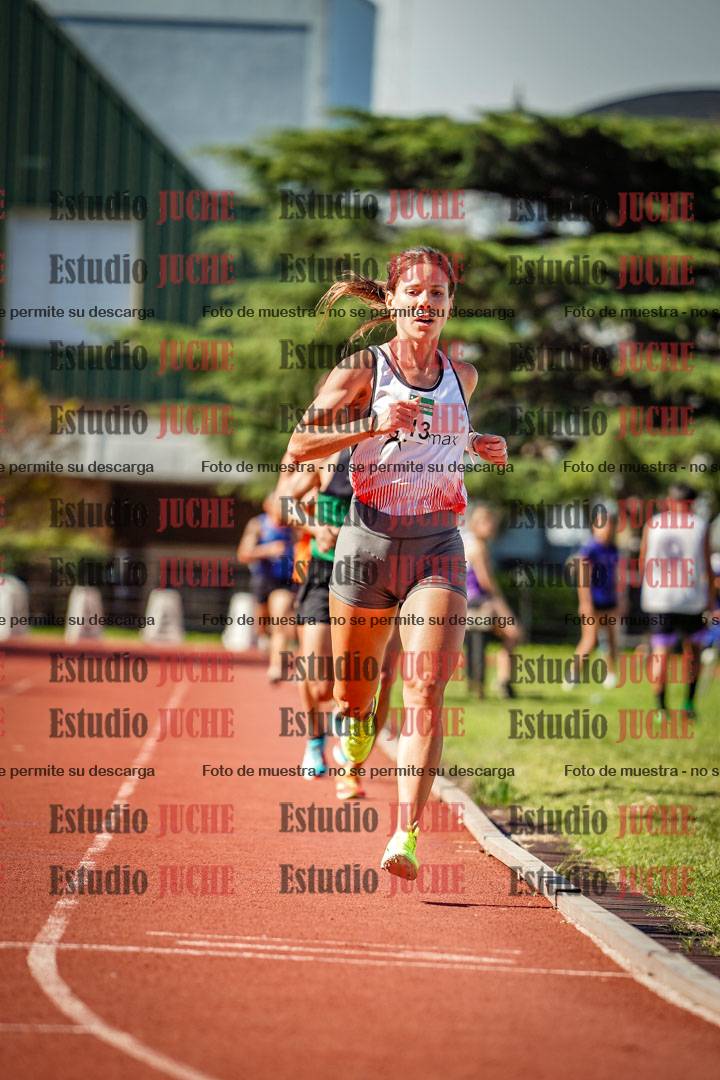 Fotos de los 5000 m llanos de mujeres y varones