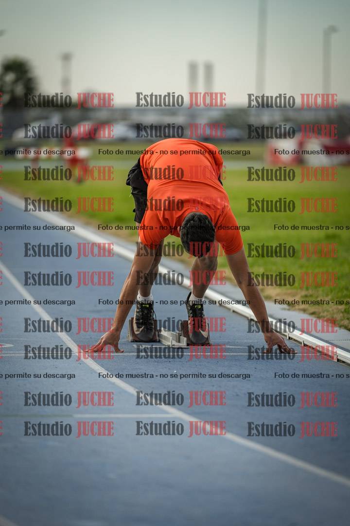 Fotos de los 400 m llanos de varones - decatlón 5
