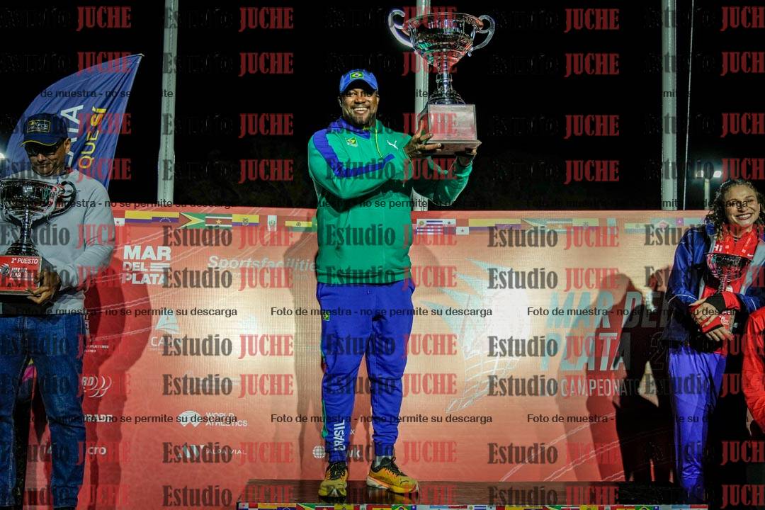 Fotos de algunos extras y podios del día 3