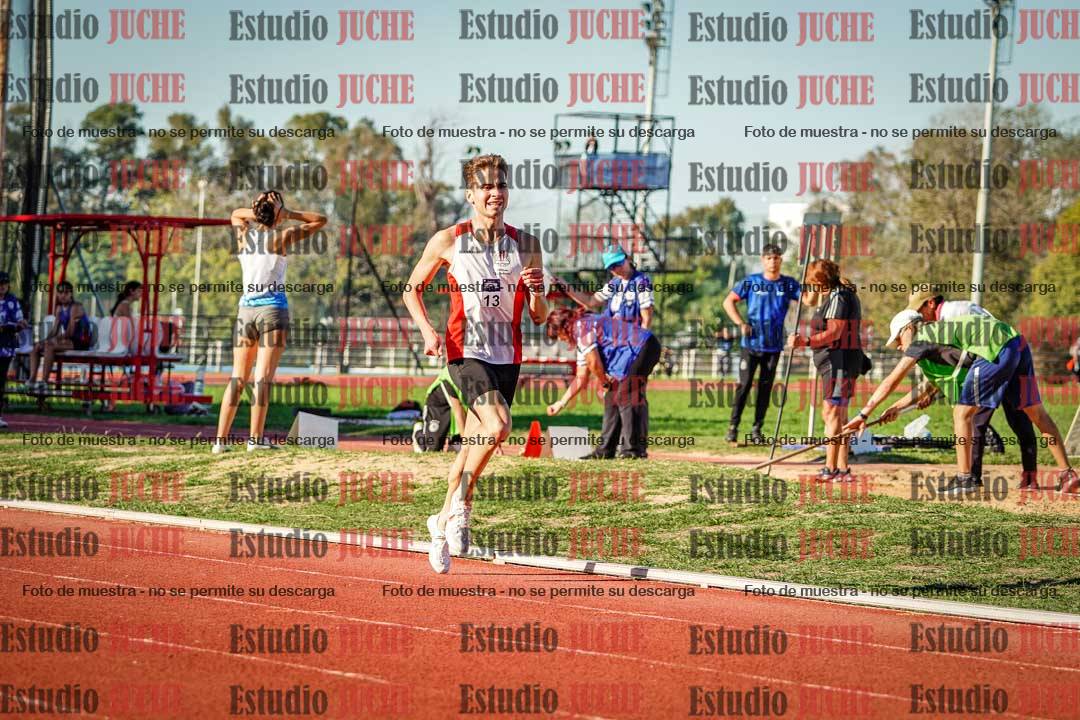 Fotos de los 3000 m llanos de varones
