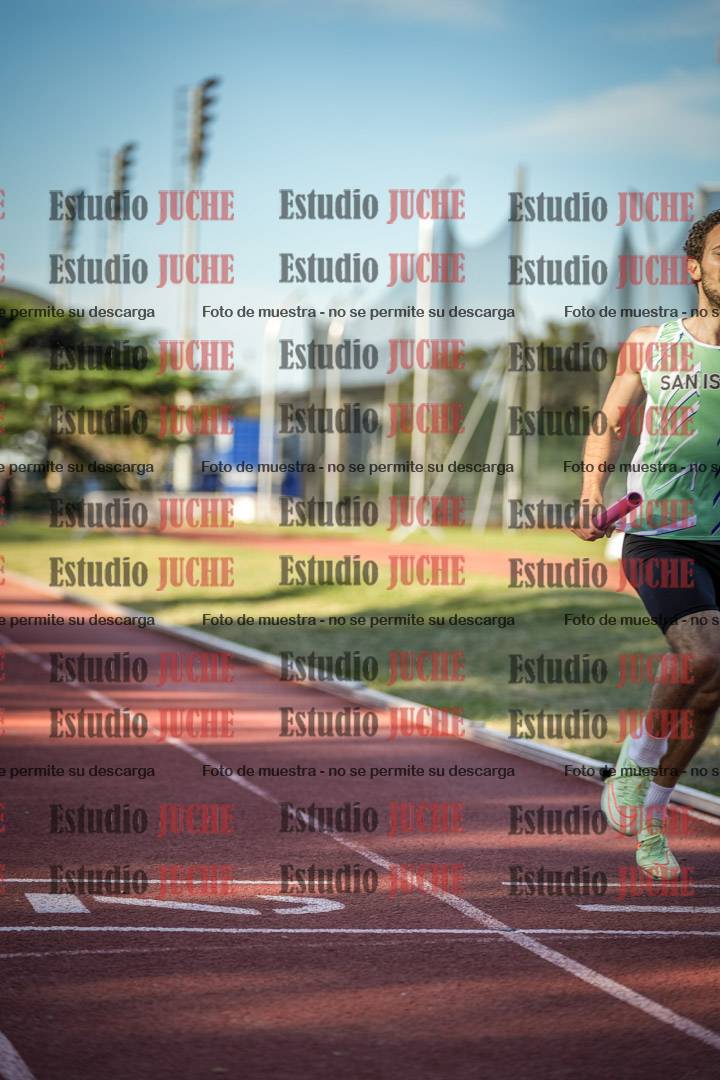 Fotos de las Postas 4x400 m de varones