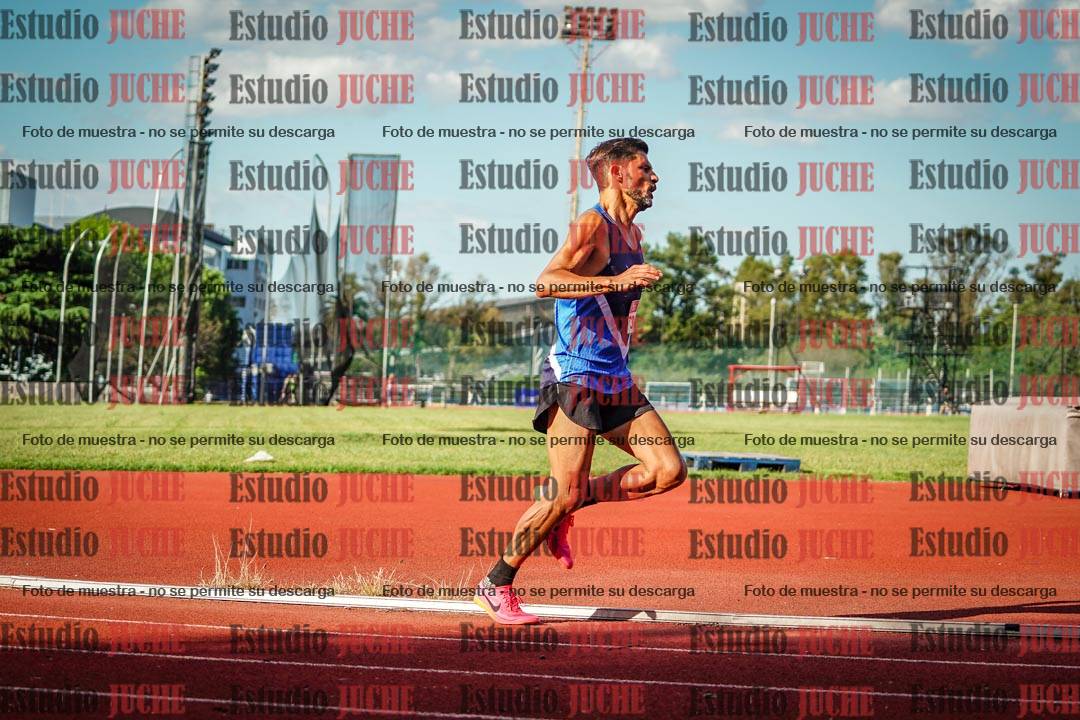 Fotos de los 3000 m llanos de varones