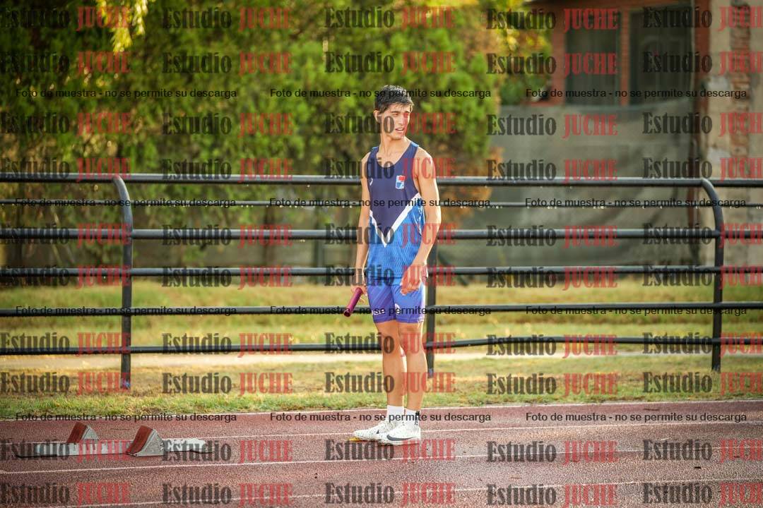 Fotos de las Postas 4x400 m de varones