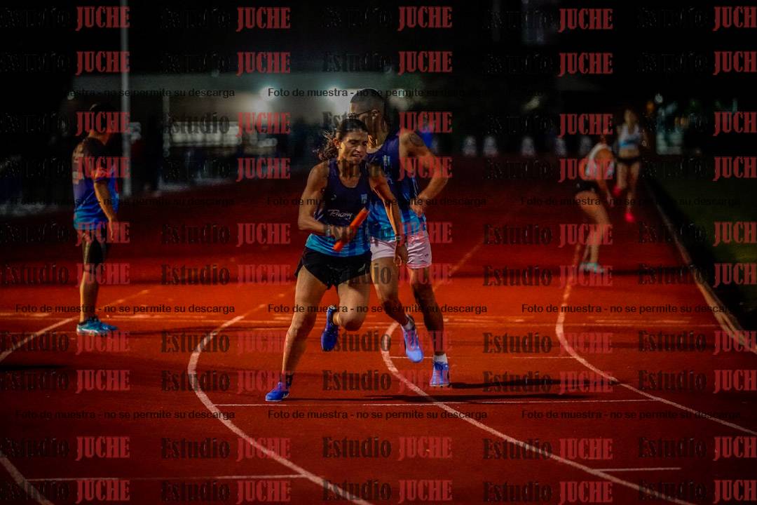 Fotos de las postas 4x400 m mixtas
