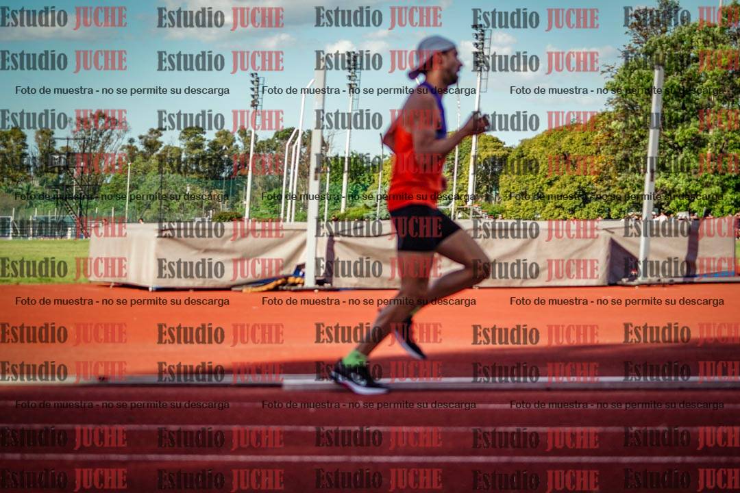 Fotos de los 3000 m llanos de varones