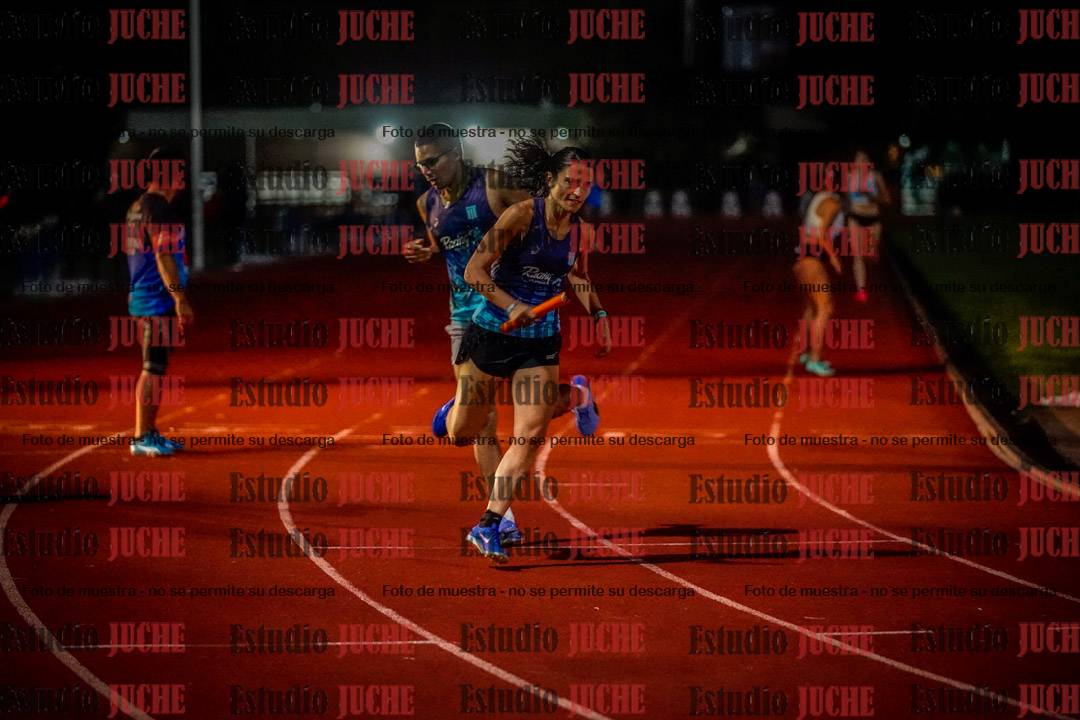 Fotos de las postas 4x400 m mixtas