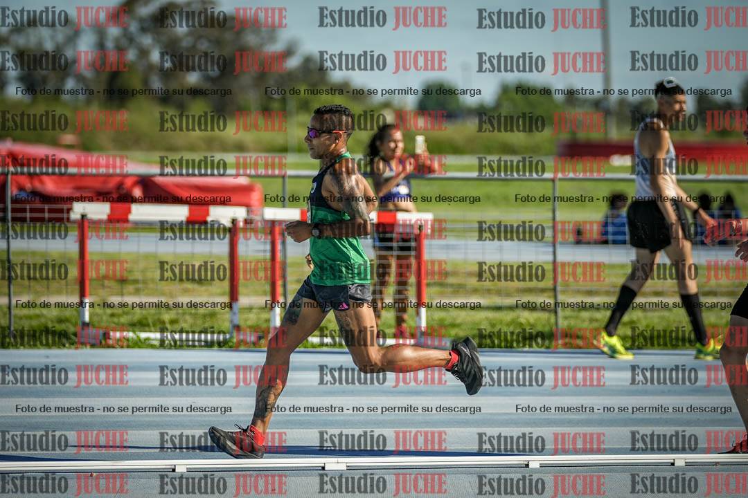 Fotos de los 3000 m llanos de varones