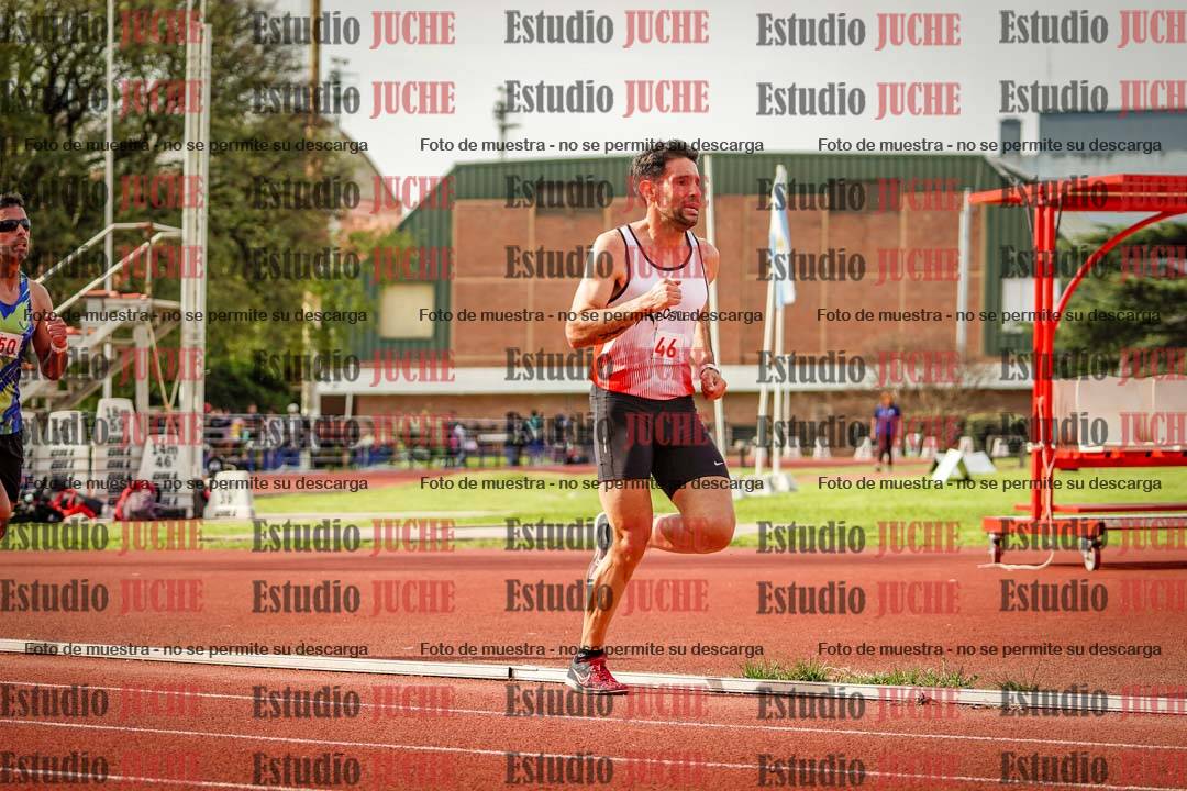 Fotos de los 3000 m llanos de varones
