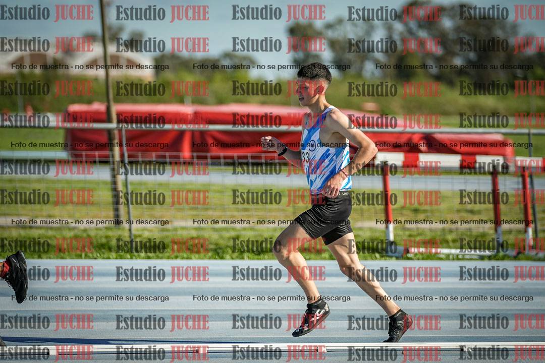 Fotos de los 3000 m llanos de varones