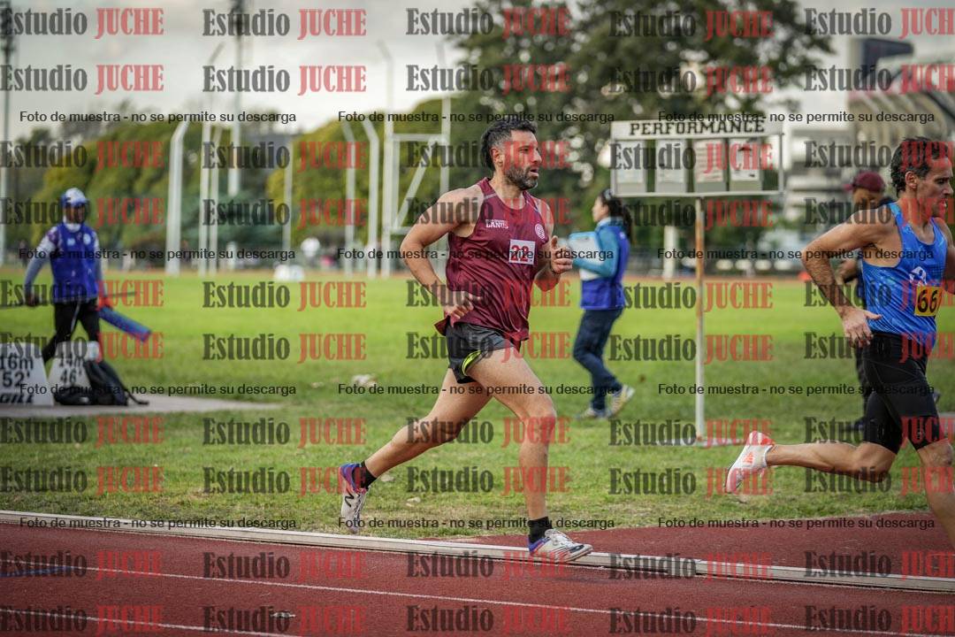 Fotos de los 1500 m llanos de varones