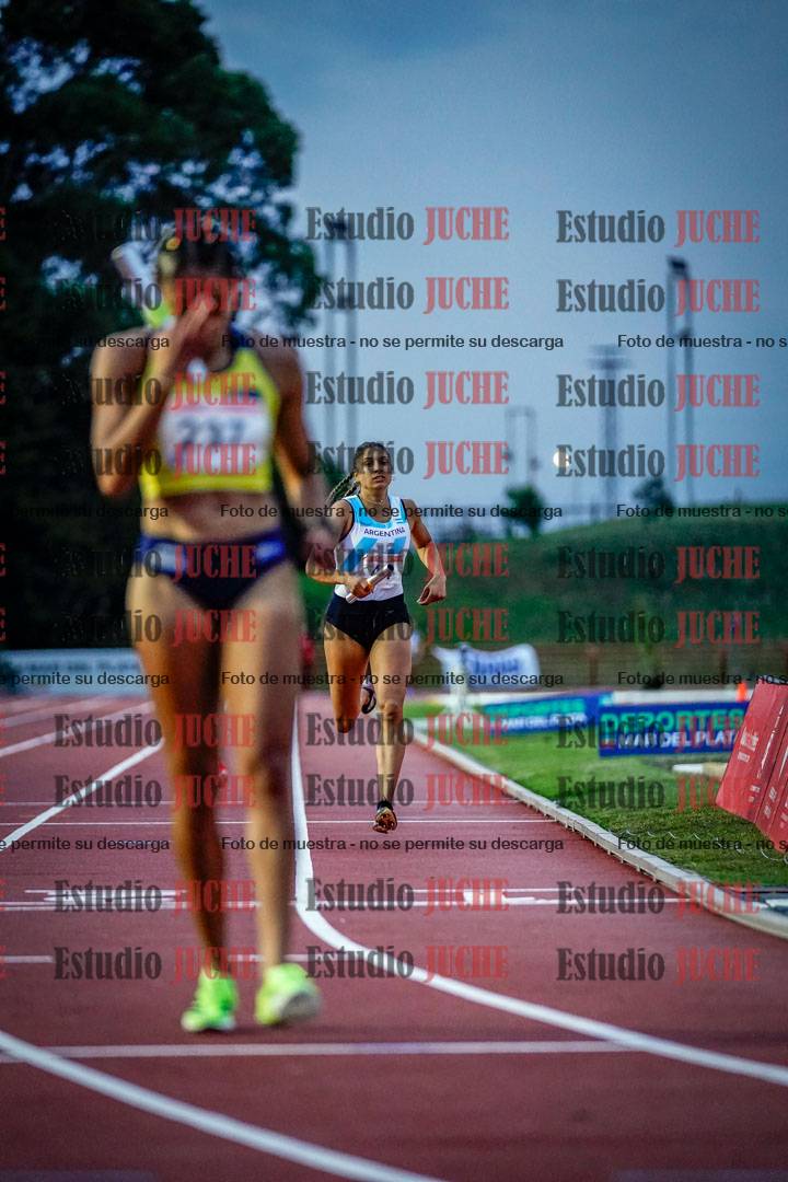 Fotos de los relevos 4x400 m mixtos