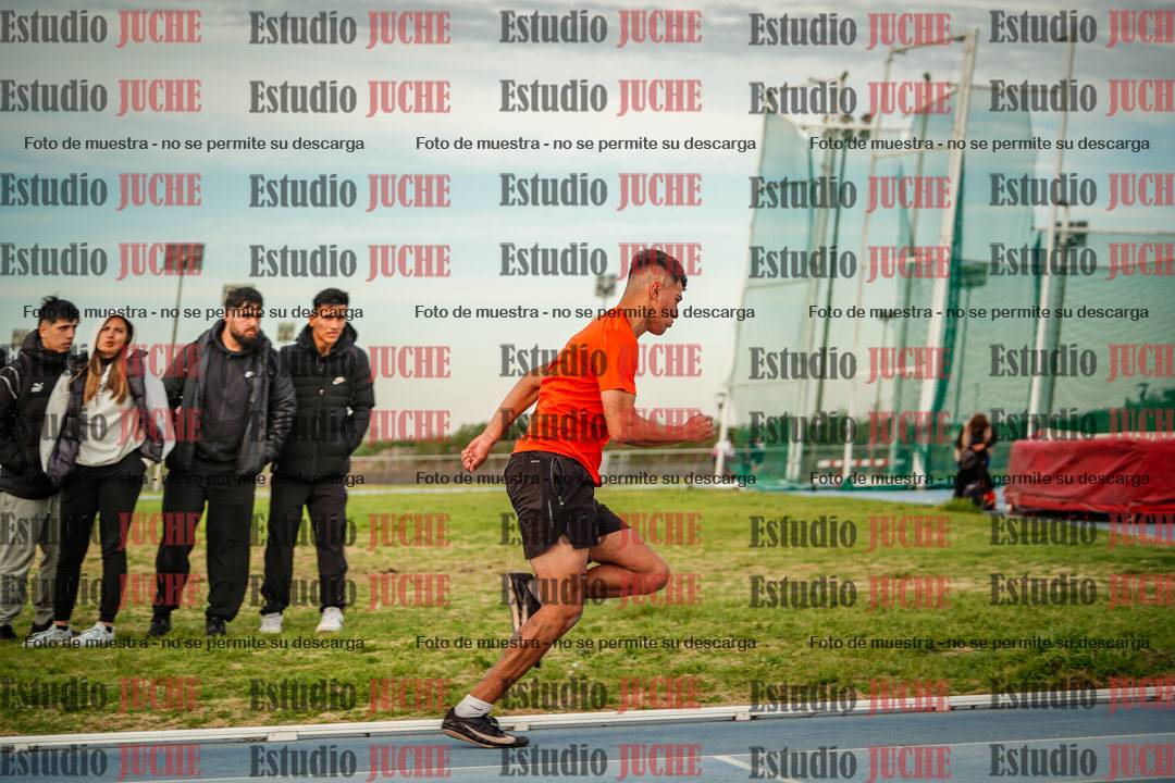 Fotos de los 400 m llanos de varones - decatlón 5